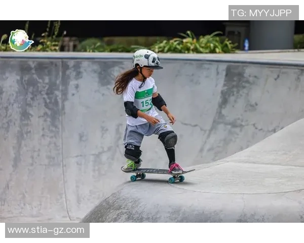 成都攀岩队在世界滑板锦标赛中的默契配合与精彩表现分析